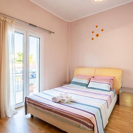 Kalamata'S Sunny Retreat Near The Historic Center Luaran gambar
